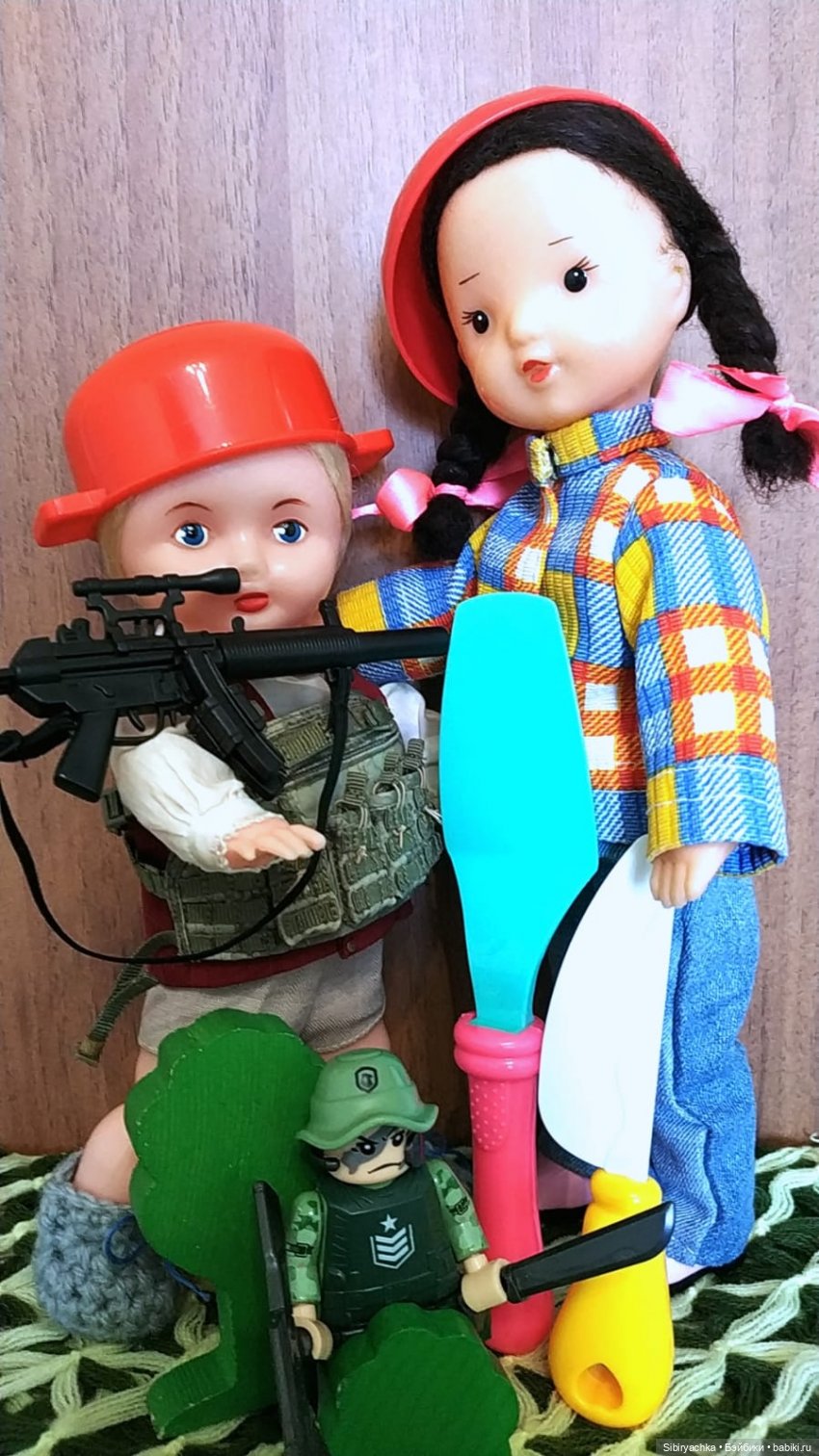 Военно-мирные игры Юляшки и Юри