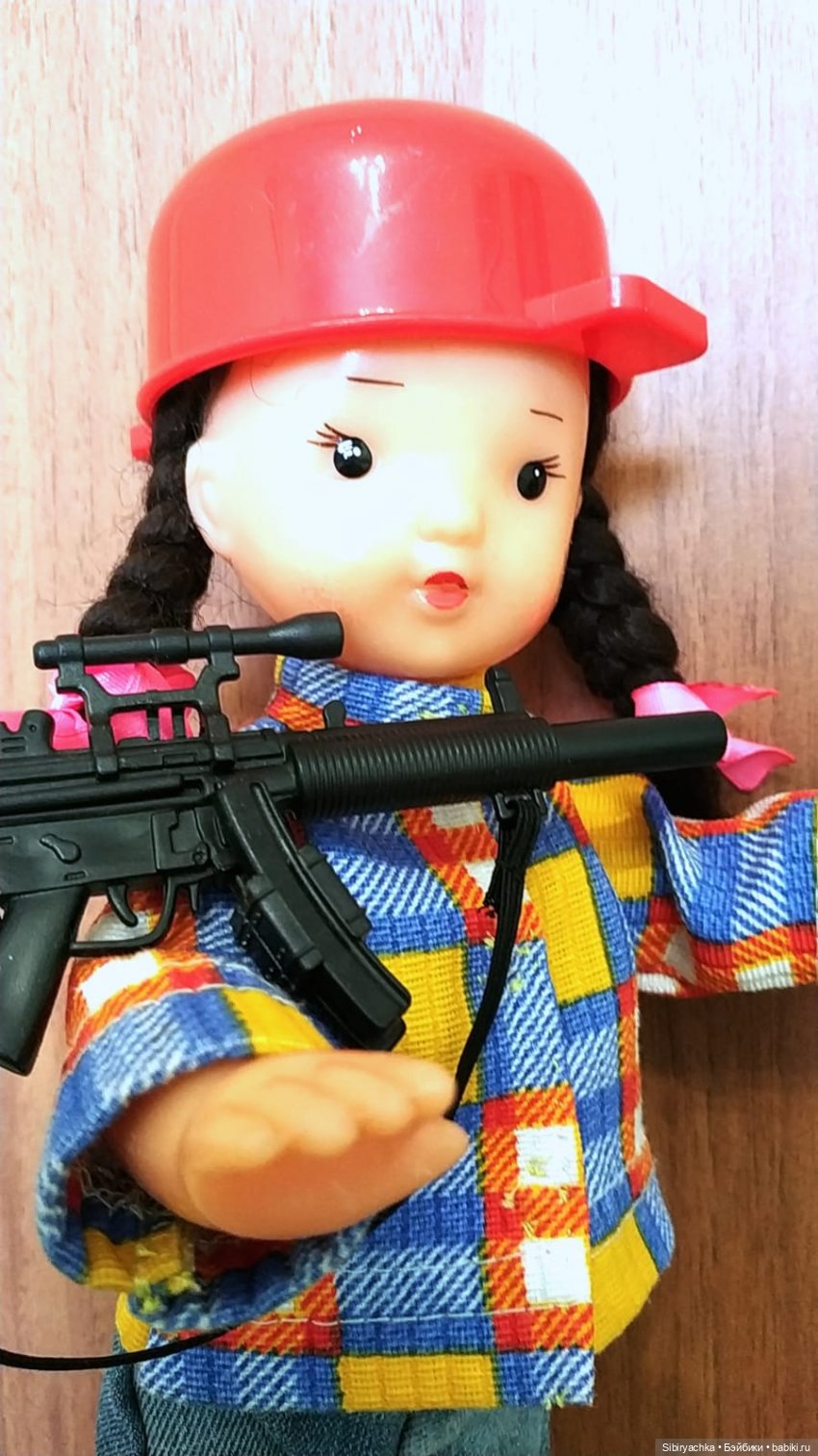 Военно-мирные игры Юляшки и Юри