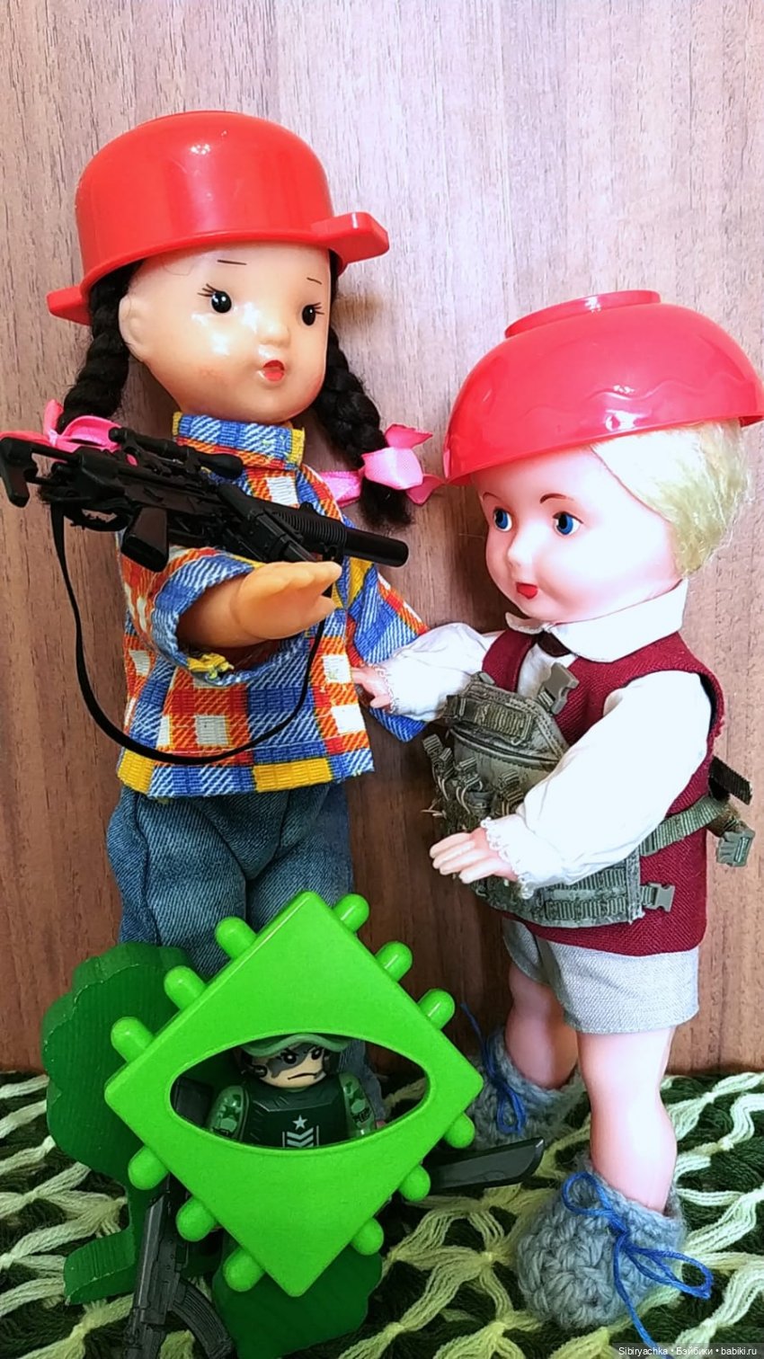 Военно-мирные игры Юляшки и Юри