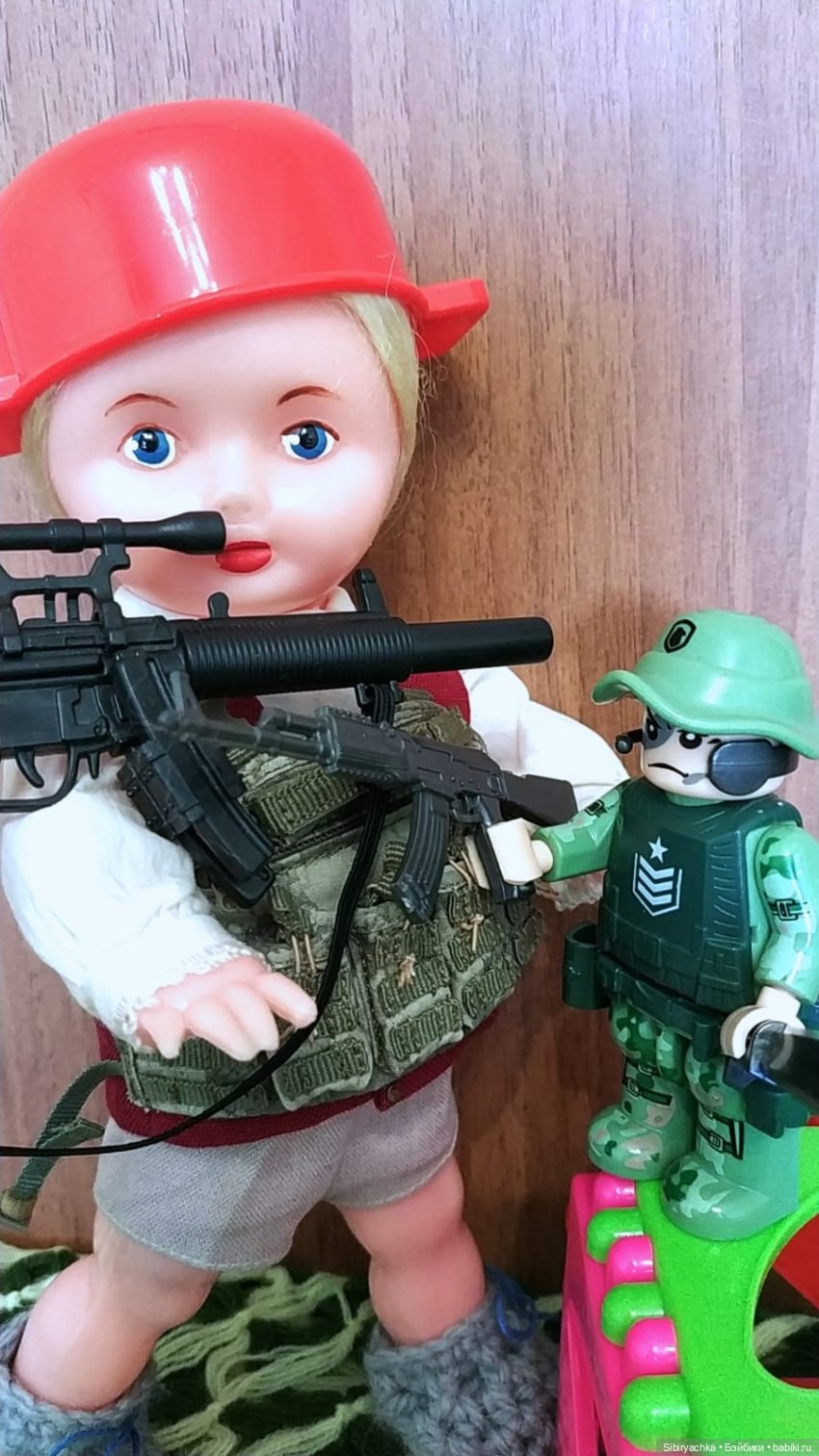 Военно-мирные игры Юляшки и Юри