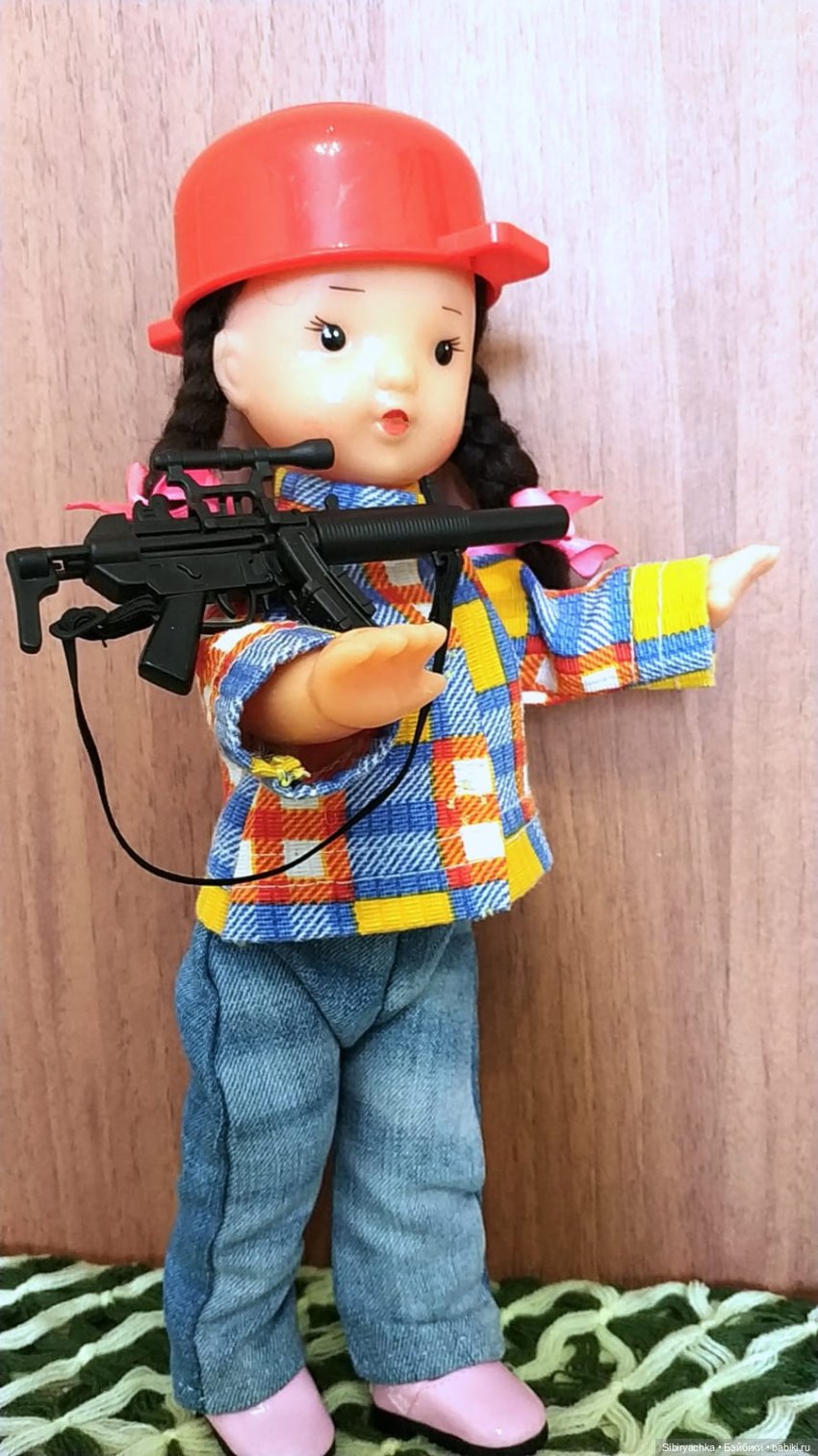 Военно-мирные игры Юляшки и Юри