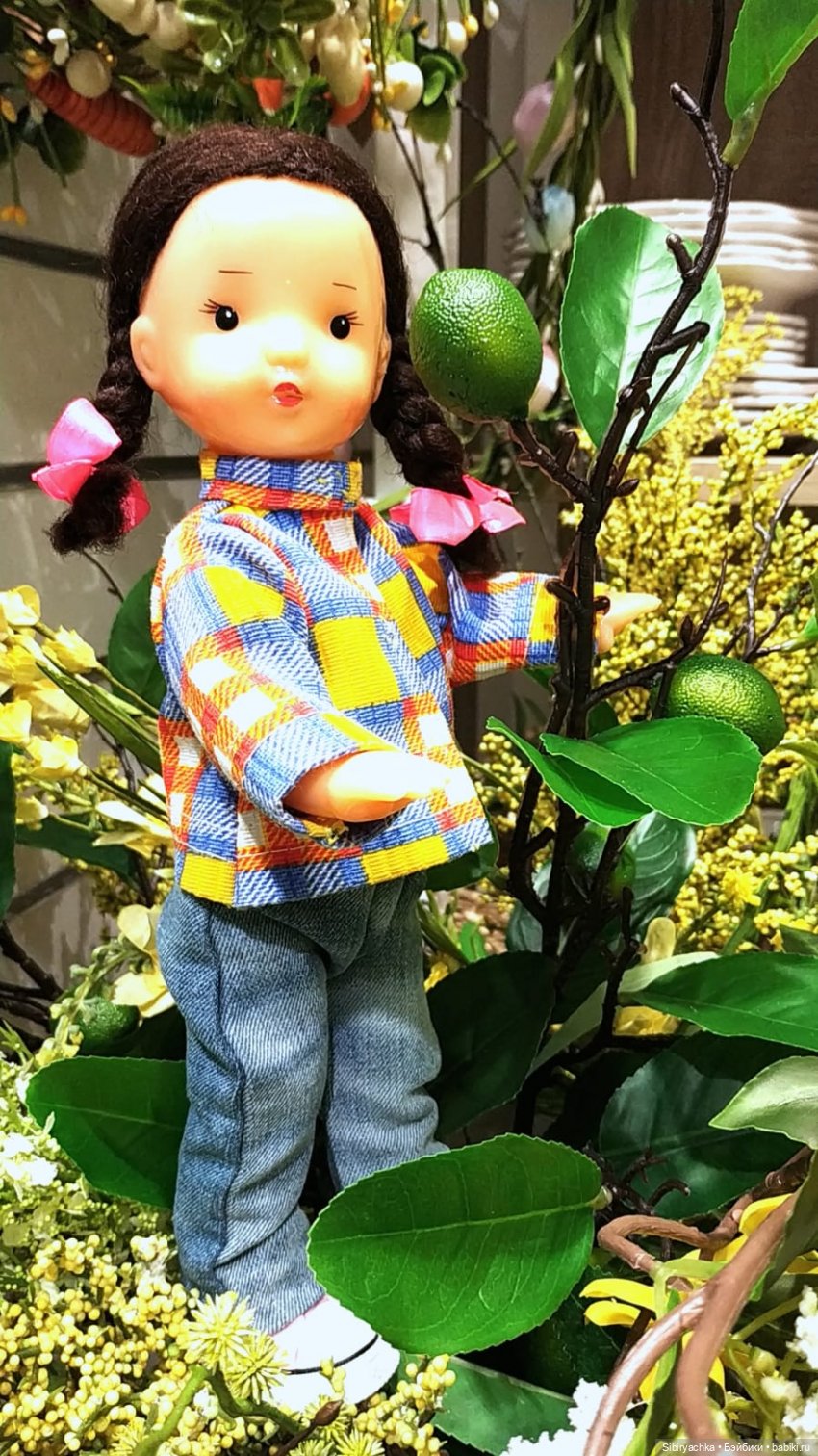 Прогулка Юляшки по торговому центру