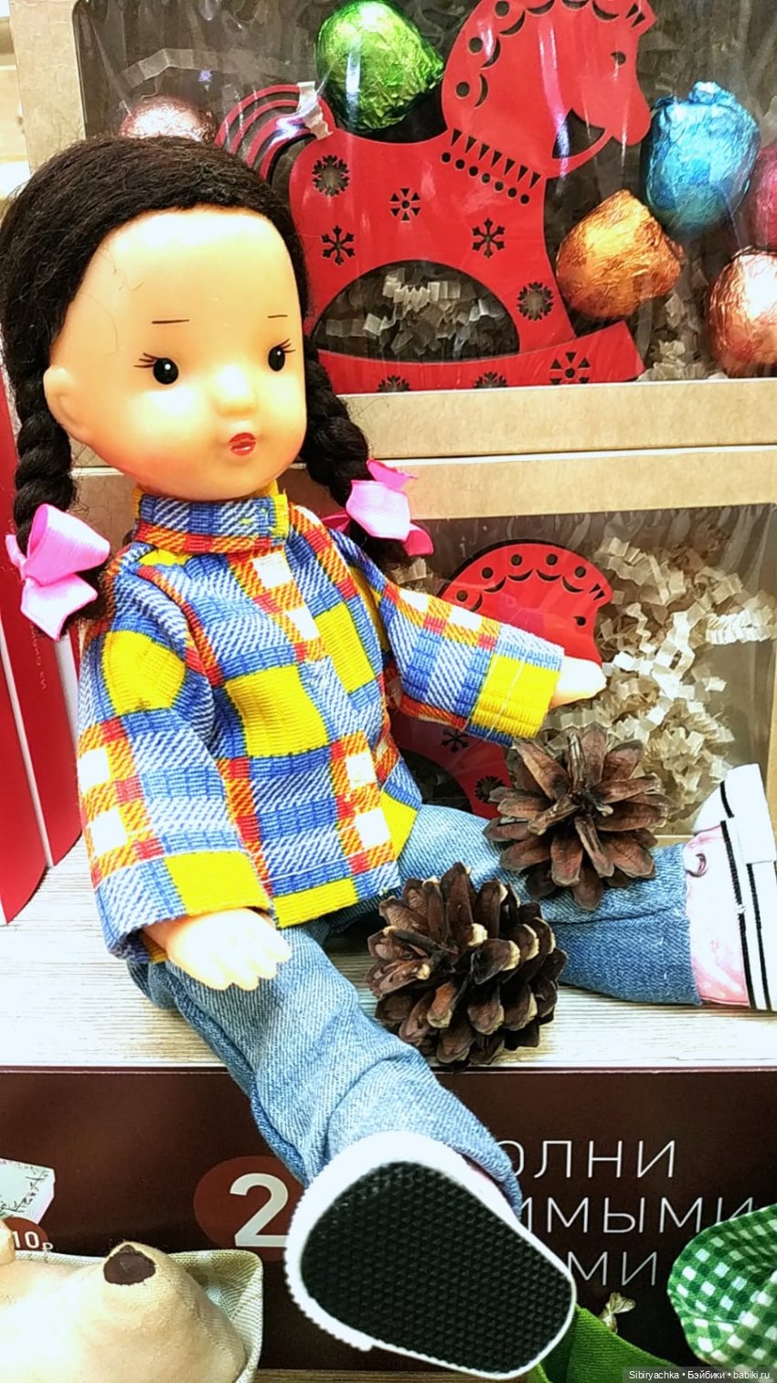 Прогулка Юляшки по торговому центру