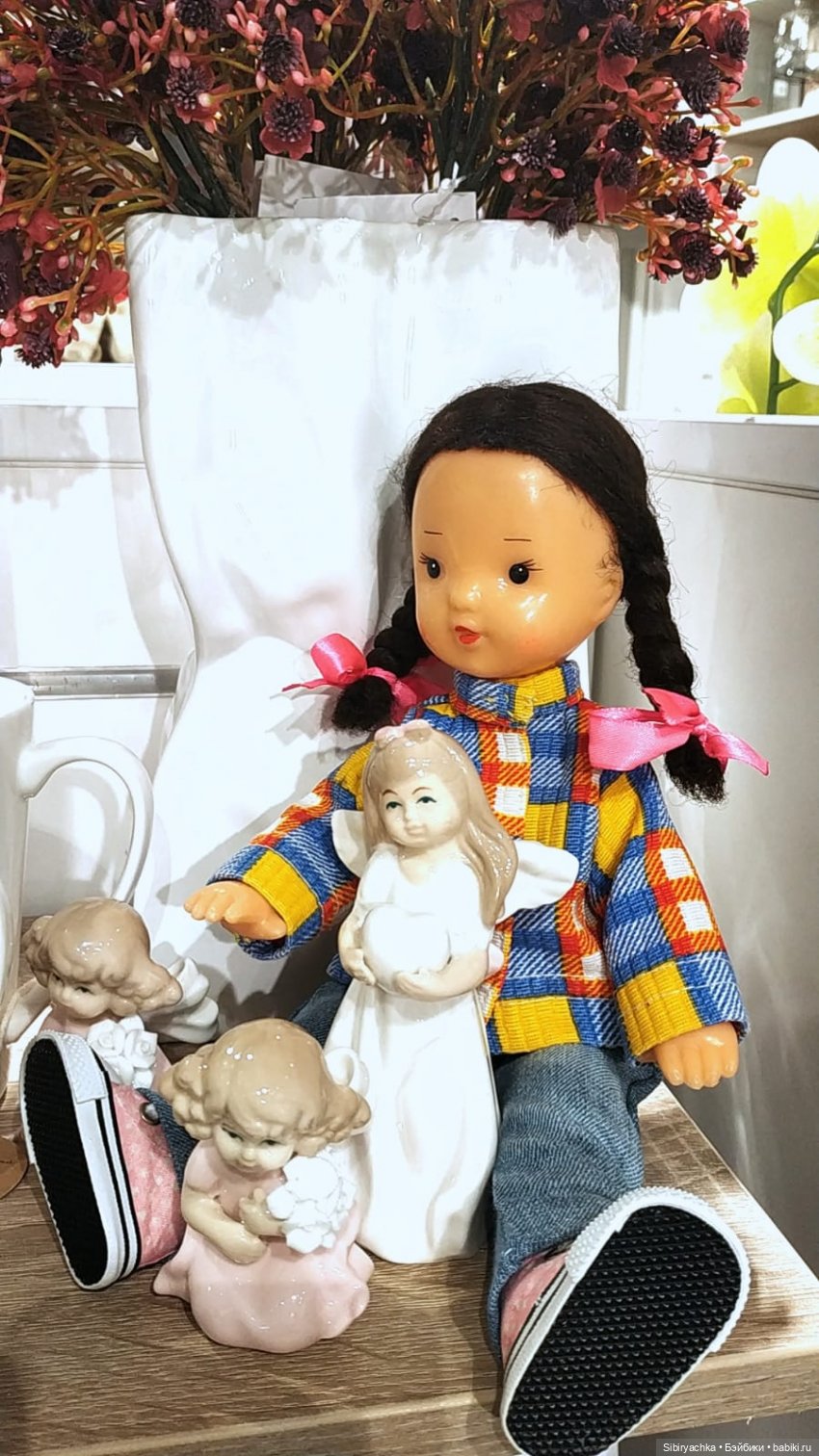 Прогулка Юляшки по торговому центру