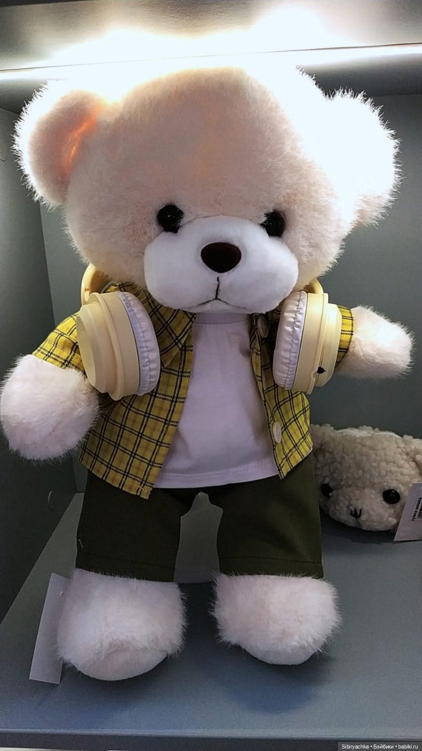 Прогулка Юляшки по торговому центру