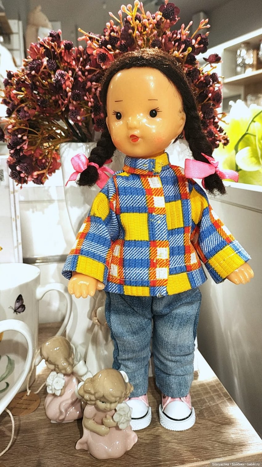 Прогулка Юляшки по торговому центру