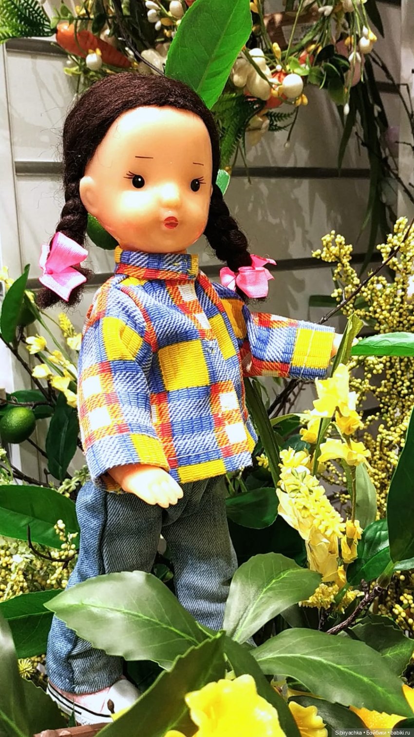 Прогулка Юляшки по торговому центру