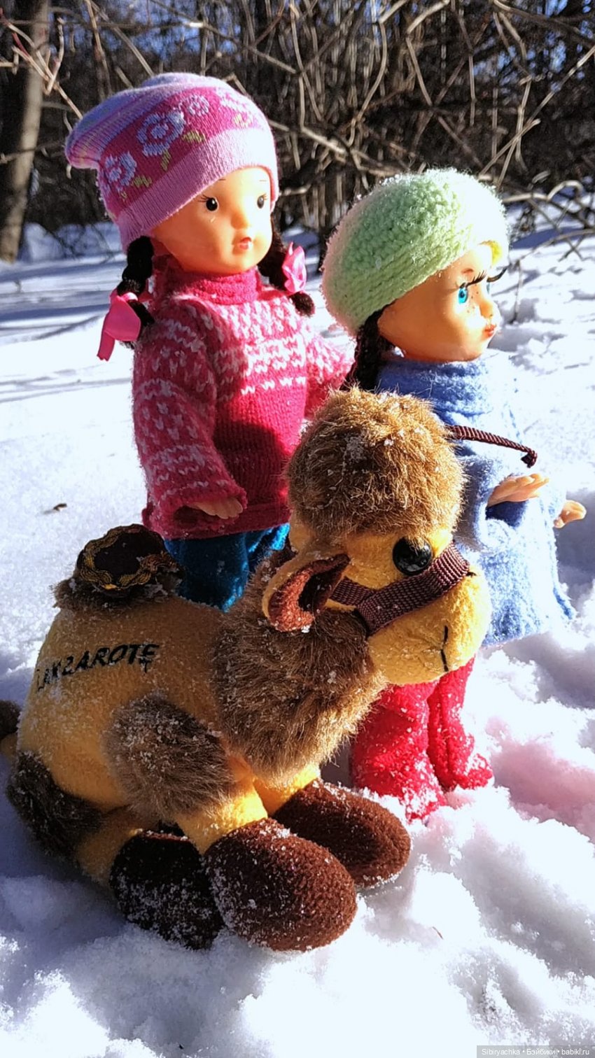 Юляшка, Вета и Том гуляют в лесу. Часть II (фото 9)