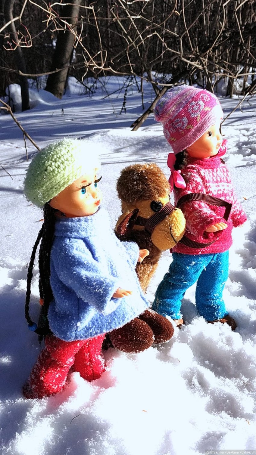 Юляшка, Вета и Том гуляют в лесу. Часть II (фото 3)