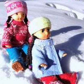 Юляшка, Вета и Том гуляют в лесу. Часть II.