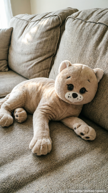 Юляшка и кот Сеня гуляют в лесу