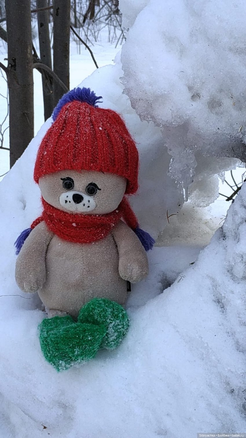 Юляшка и кот Сеня гуляют в лесу