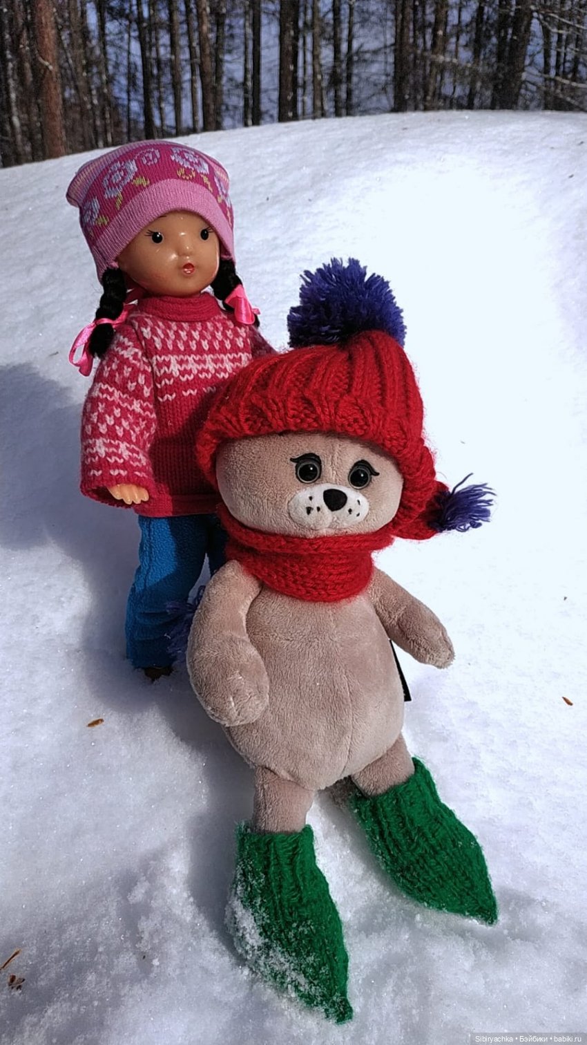 Юляшка и кот Сеня гуляют в лесу (фото 9)