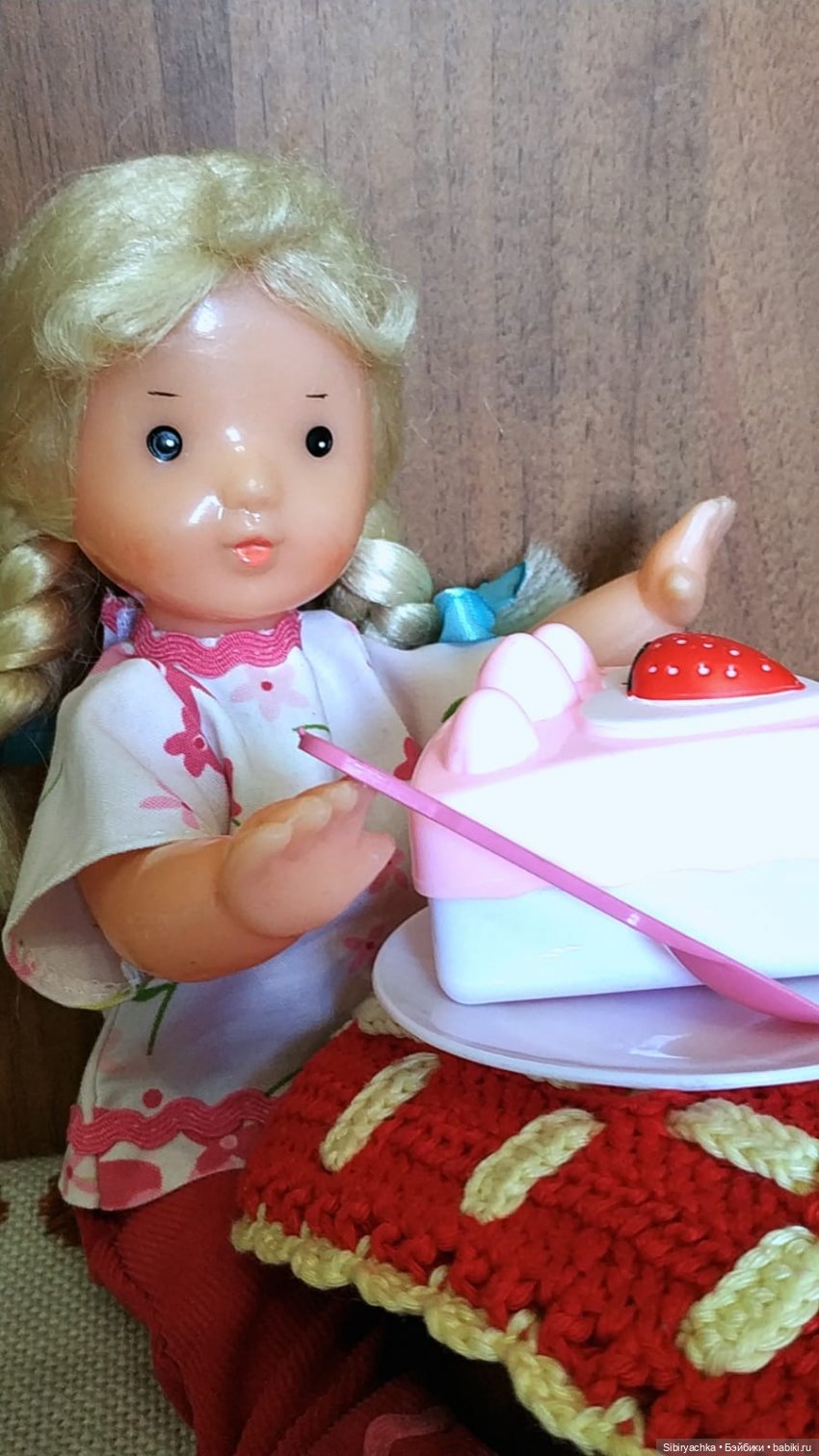 Первая встреча Юляшки и Ульяшки