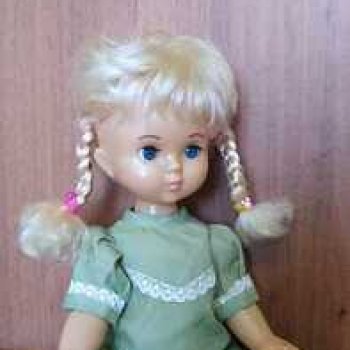 Возвращение старой куклы к счастливой жизни.