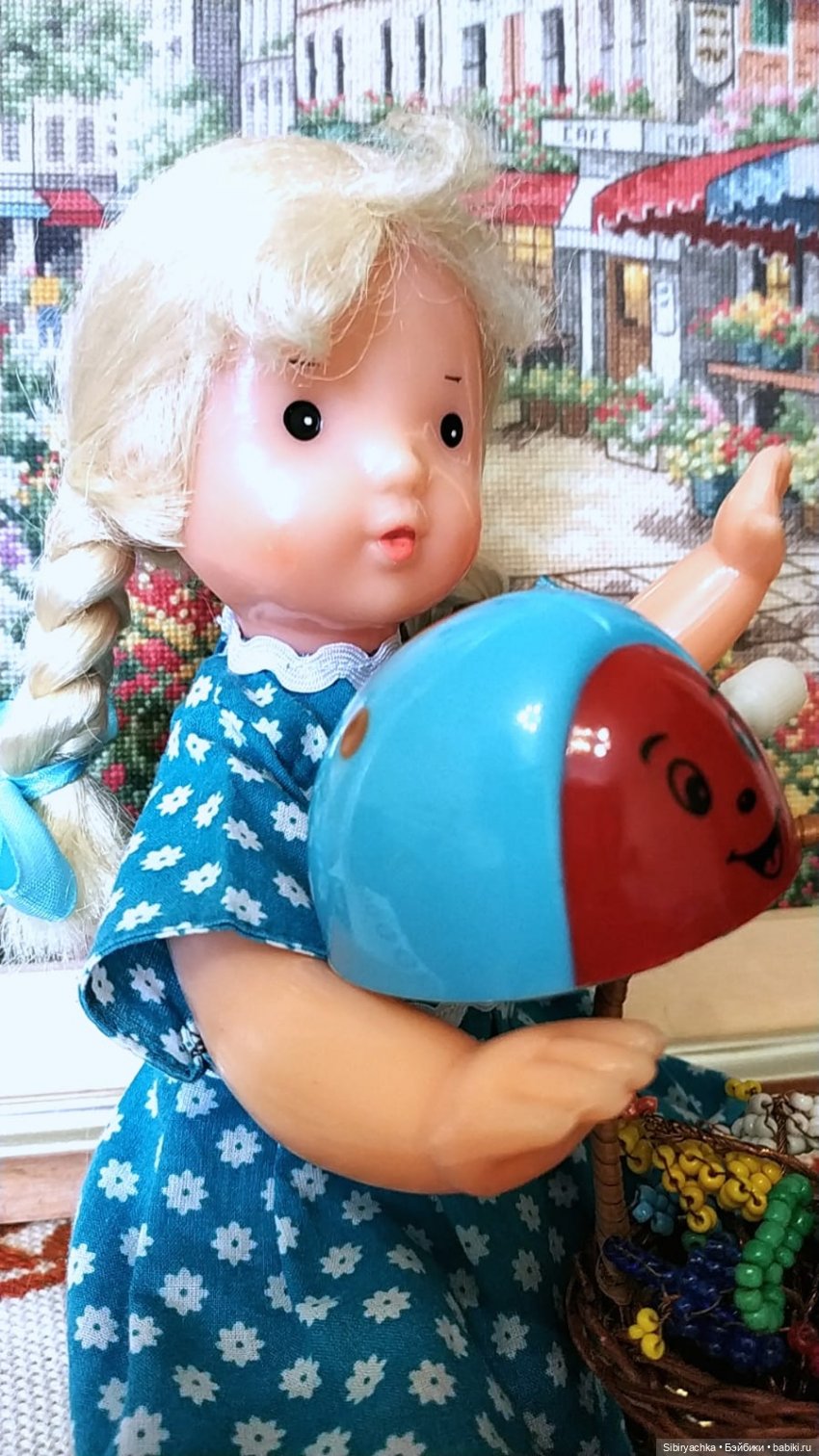Новое платье Ульяшки | Бэйбики Новое платье Ульяшки — Советские винтажные куклы (СССР): Ленигрушка