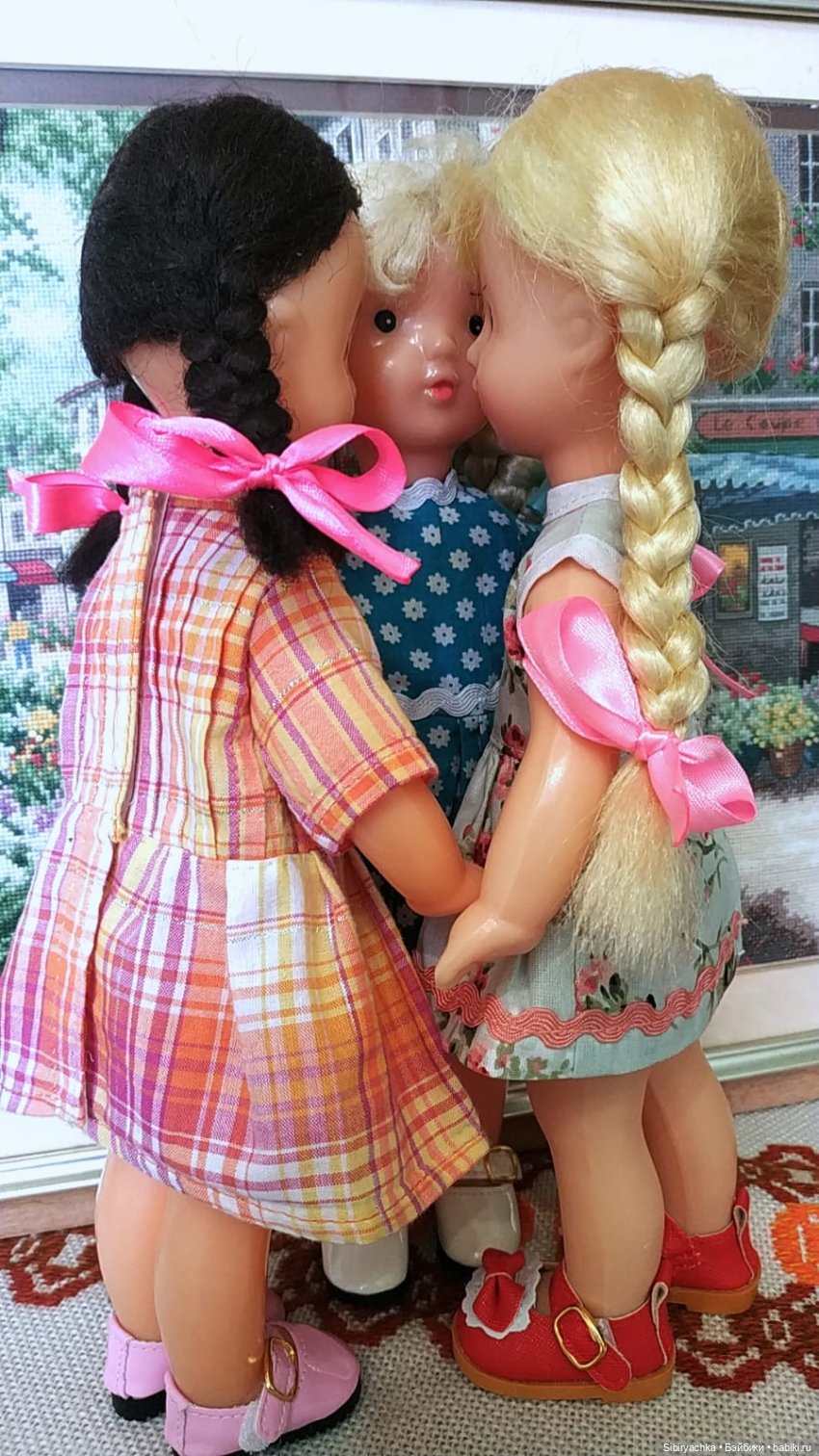 Юляшка и Ульяшка знакомятся с Марьяшкой