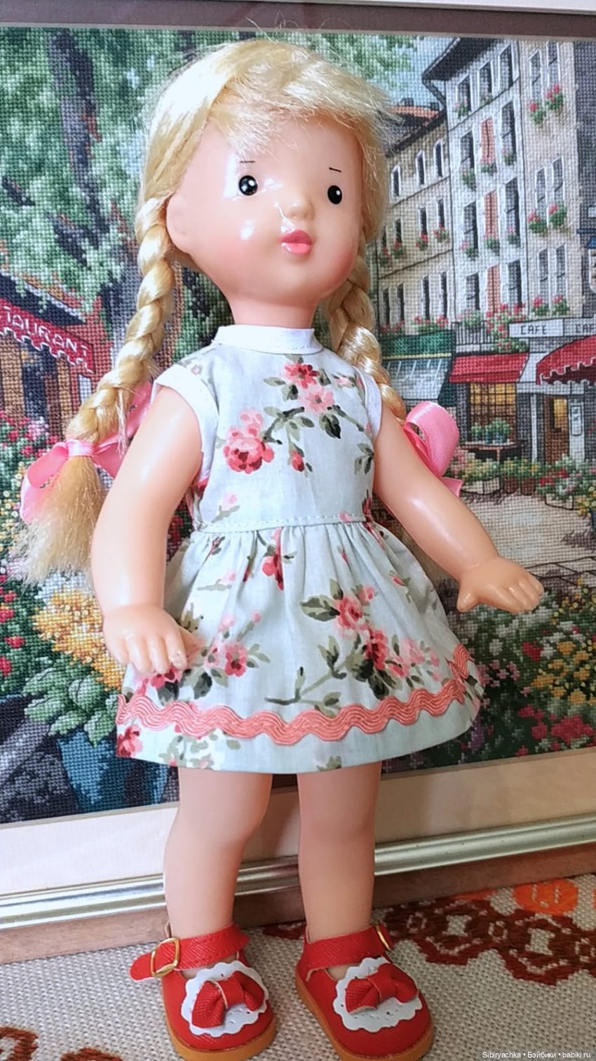 Юляшка и Ульяшка знакомятся с Марьяшкой