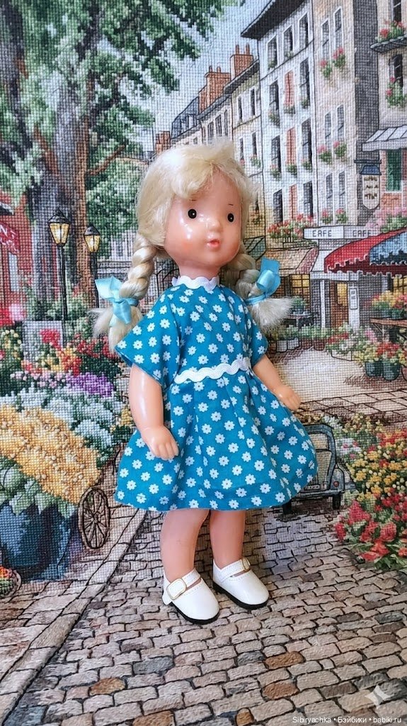 Ульяшка и Марьяшка примеряют наряды Юляшки (фото 8)