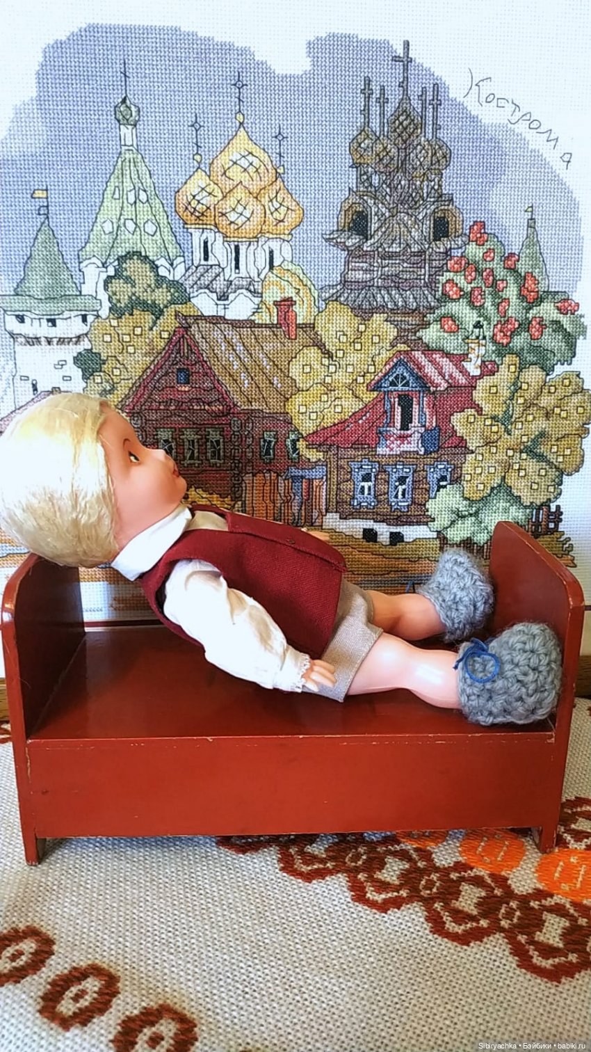 Кукольная мебель из далёкого прошлого