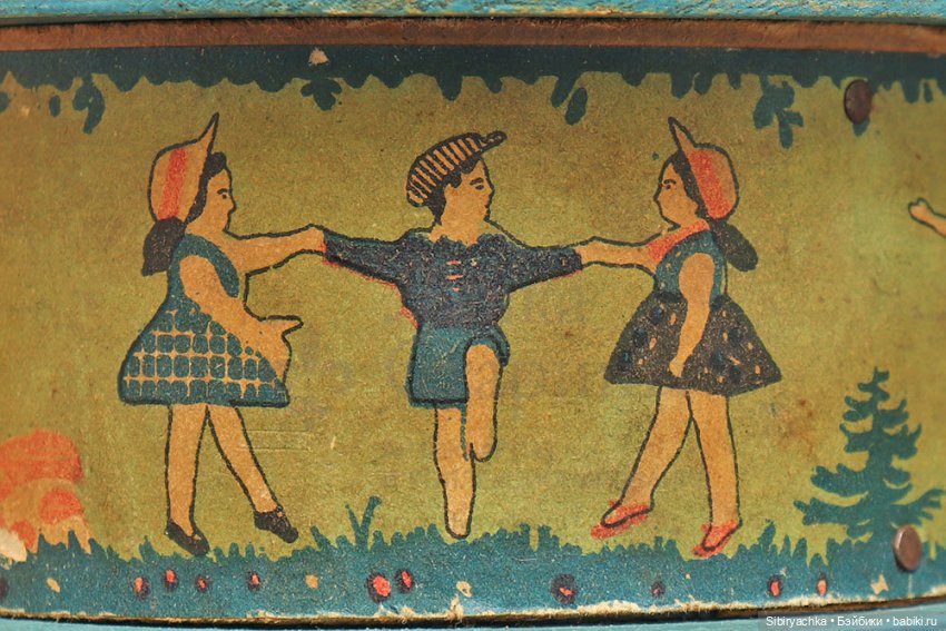 Кукольная мебель из далёкого прошлого (фото 7)