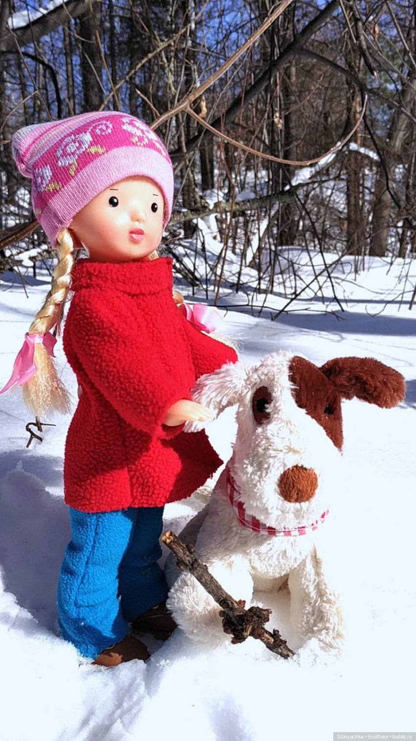 Марьяшка и Дружок гуляют в лесу | Бэйбики Марьяшка и Дружок гуляют в лесу