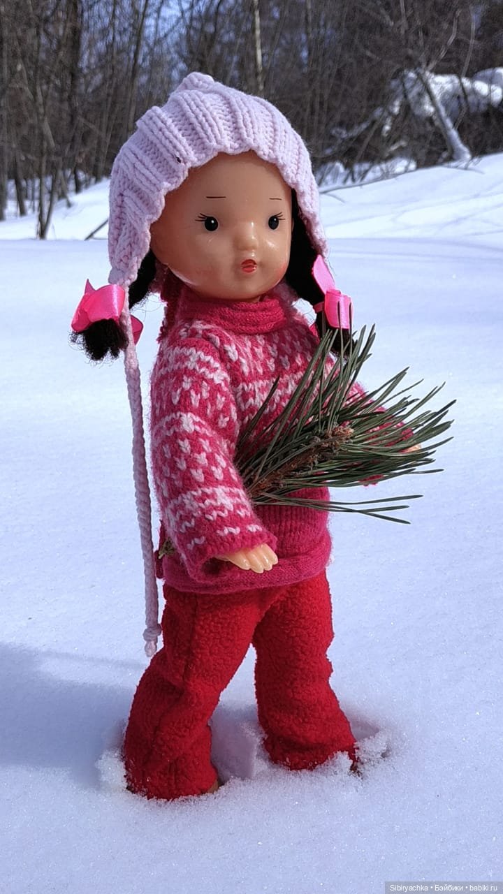 Каждая прогулка таит для Юляшки множество сюрпризов | Бэйбики Каждая прогулка таит для Юляшки множество сюрпризов