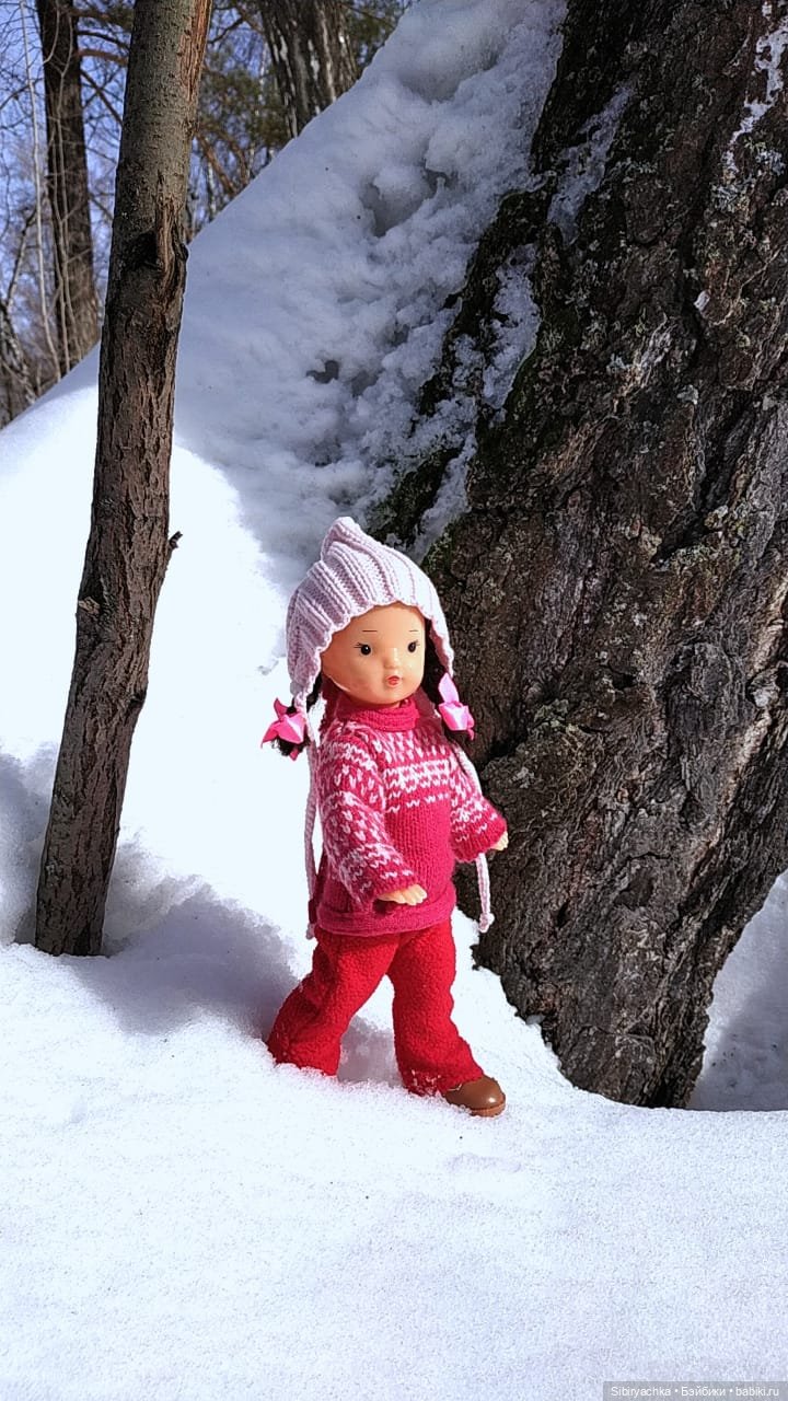 Каждая прогулка таит для Юляшки множество сюрпризов | Бэйбики Каждая прогулка таит для Юляшки множество сюрпризов