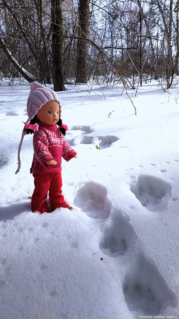 Каждая прогулка таит для Юляшки множество сюрпризов | Бэйбики Каждая прогулка таит для Юляшки множество сюрпризов