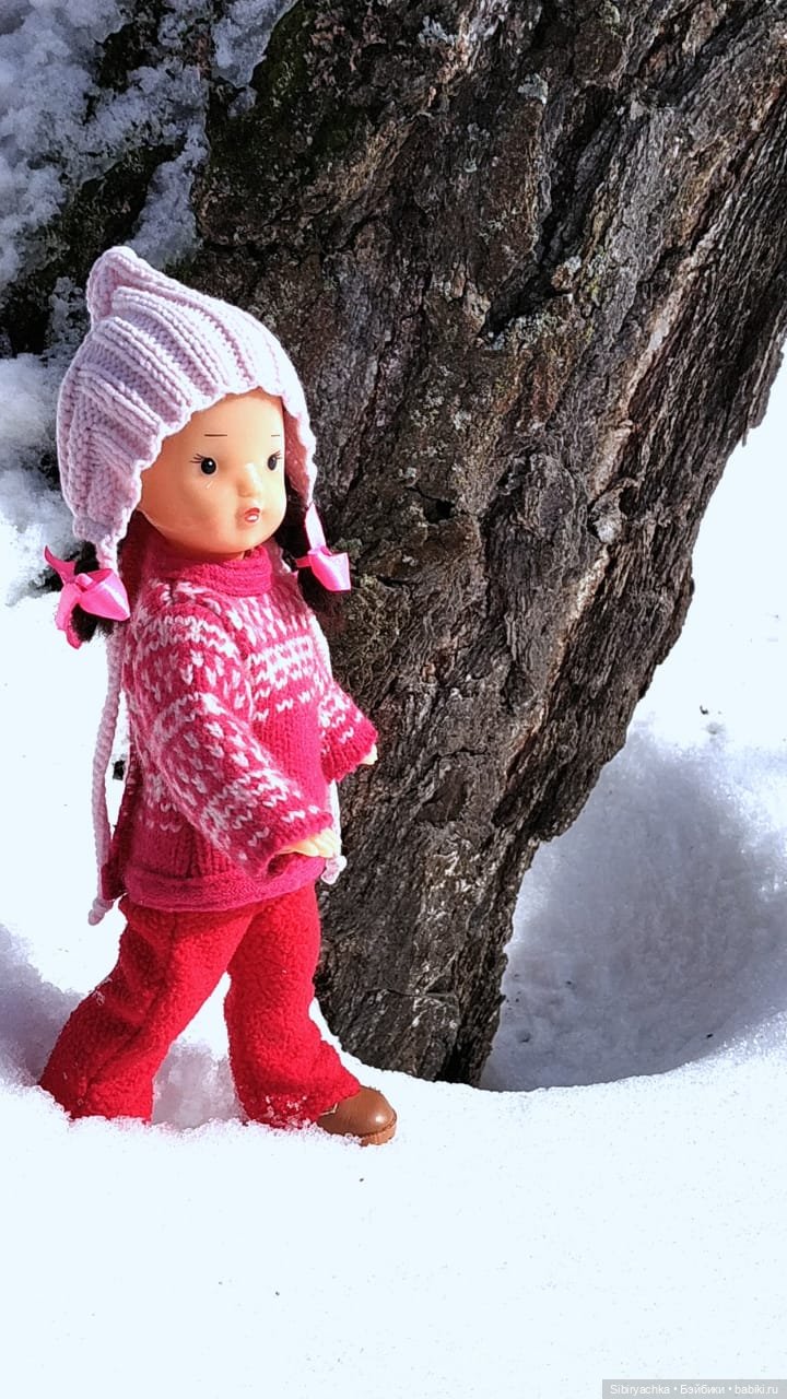 Каждая прогулка таит для Юляшки множество сюрпризов | Бэйбики Каждая прогулка таит для Юляшки множество сюрпризов