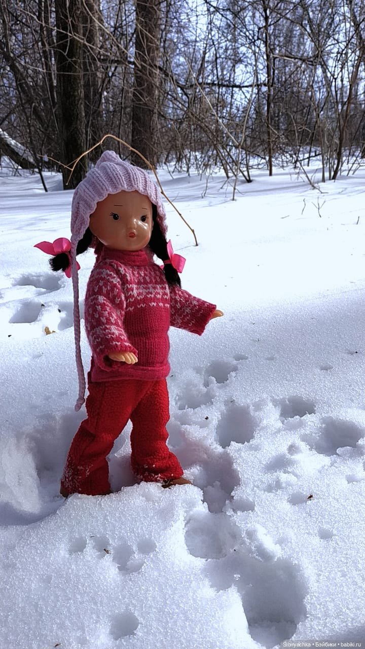Каждая прогулка таит для Юляшки множество сюрпризов | Бэйбики Каждая прогулка таит для Юляшки множество сюрпризов