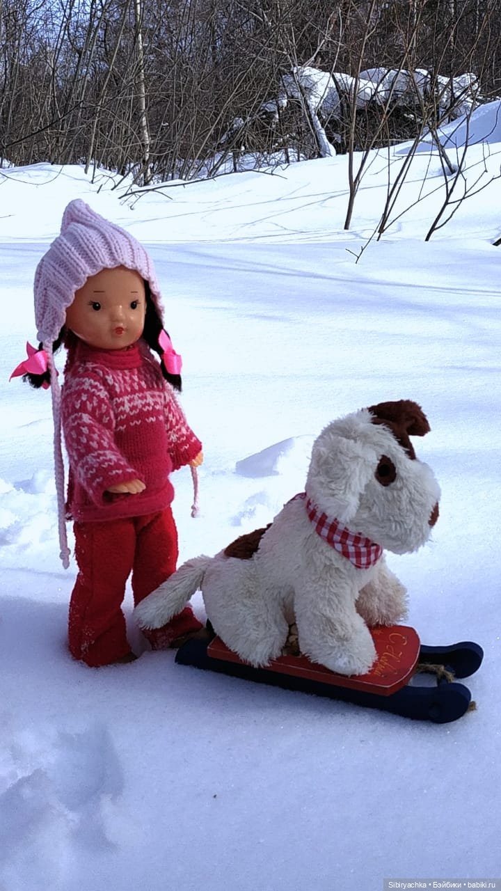 Каждая прогулка таит для Юляшки множество сюрпризов | Бэйбики Каждая прогулка таит для Юляшки множество сюрпризов
