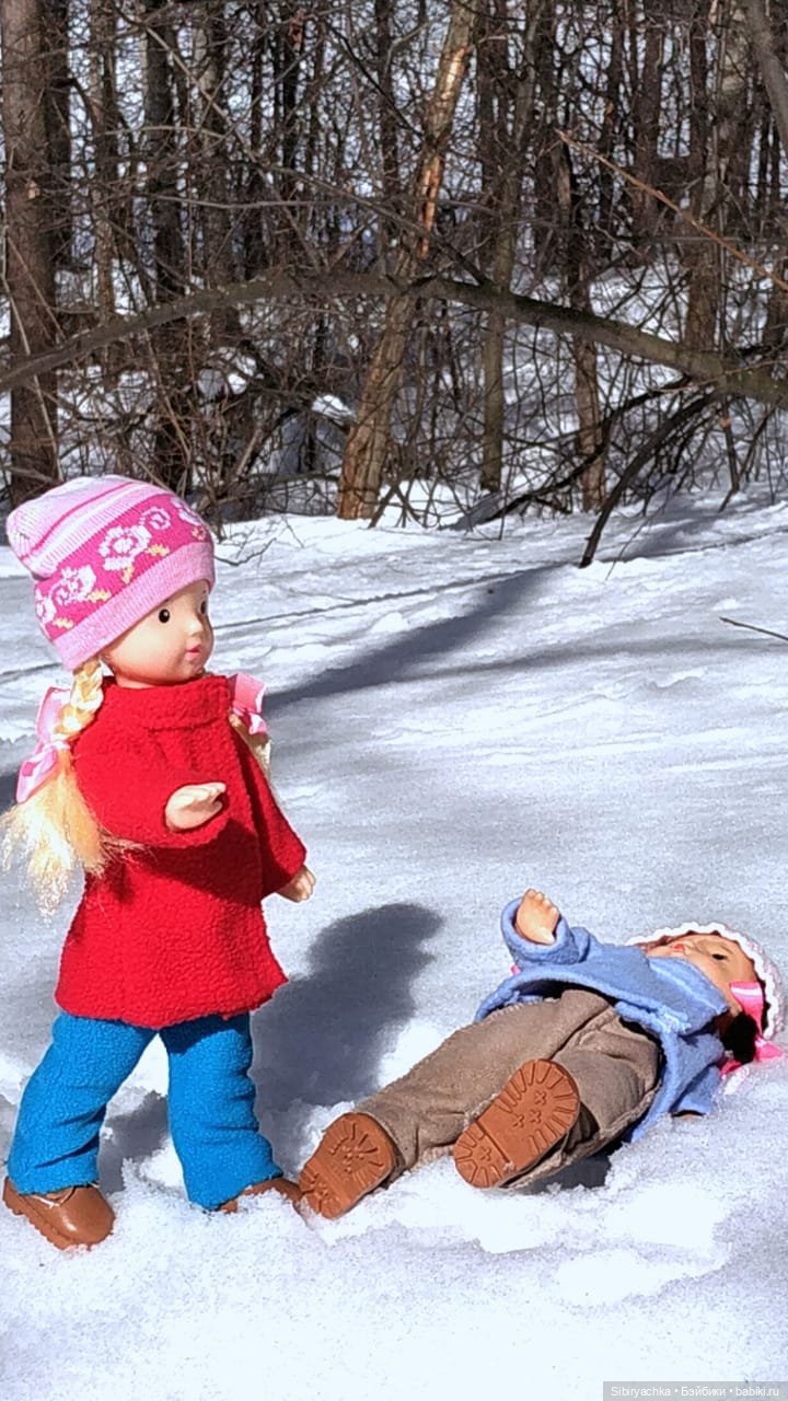 История о том, как Юляшка и Марьяшка весело провели время в лесу