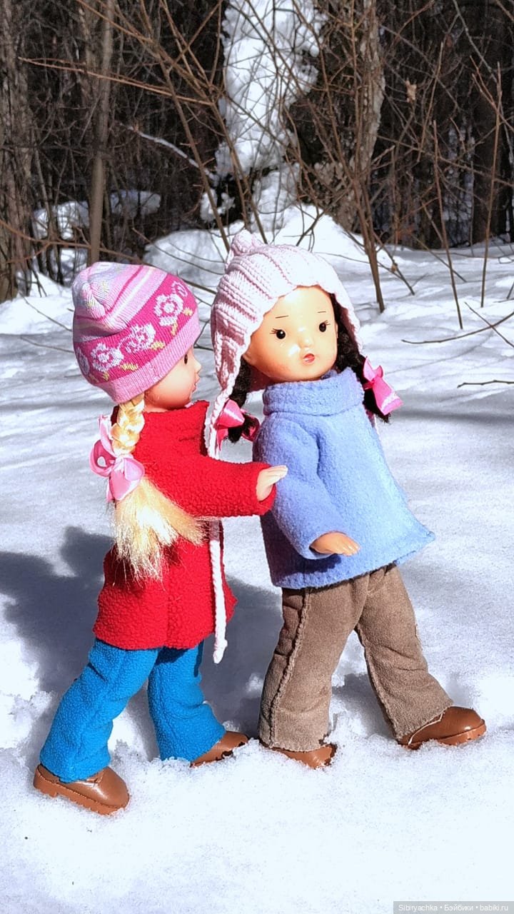 История о том, как Юляшка и Марьяшка весело провели время в лесу