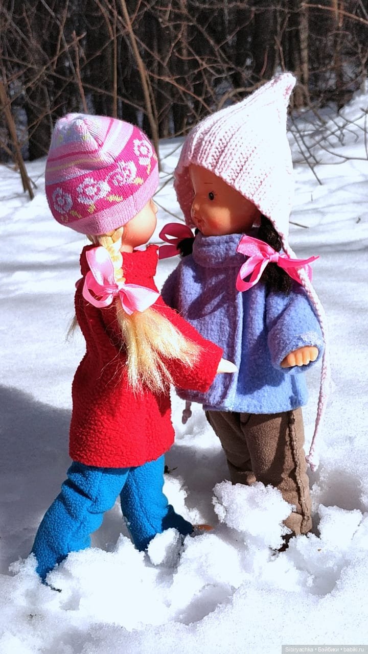 История о том, как Юляшка и Марьяшка весело провели время в лесу