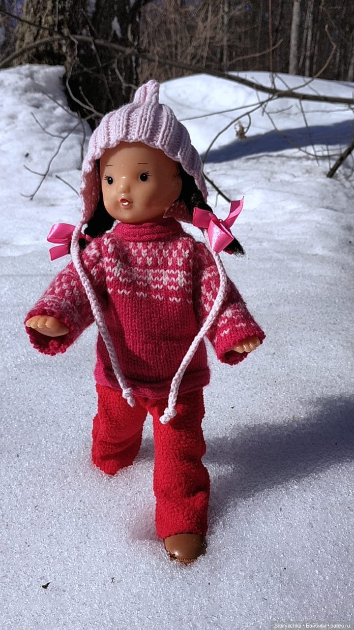 История о том, как Юляшка, Дружок и верблюжонок Том гуляли в лесу