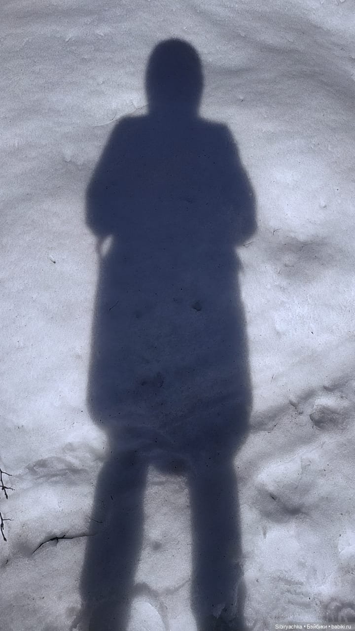 Зимние забавы Юляшки в весеннем лесу