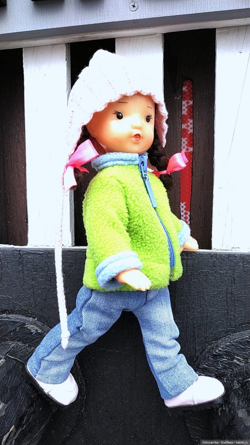 Юляшка гуляет в Городском саду (фото 4)