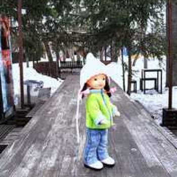 Юляшка знакомится с городом.