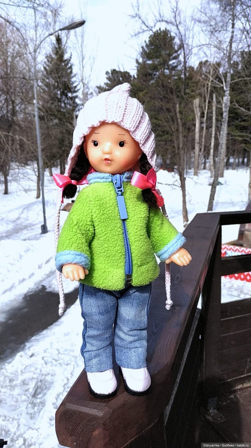 Юляшка на детской площадке (фото 8)