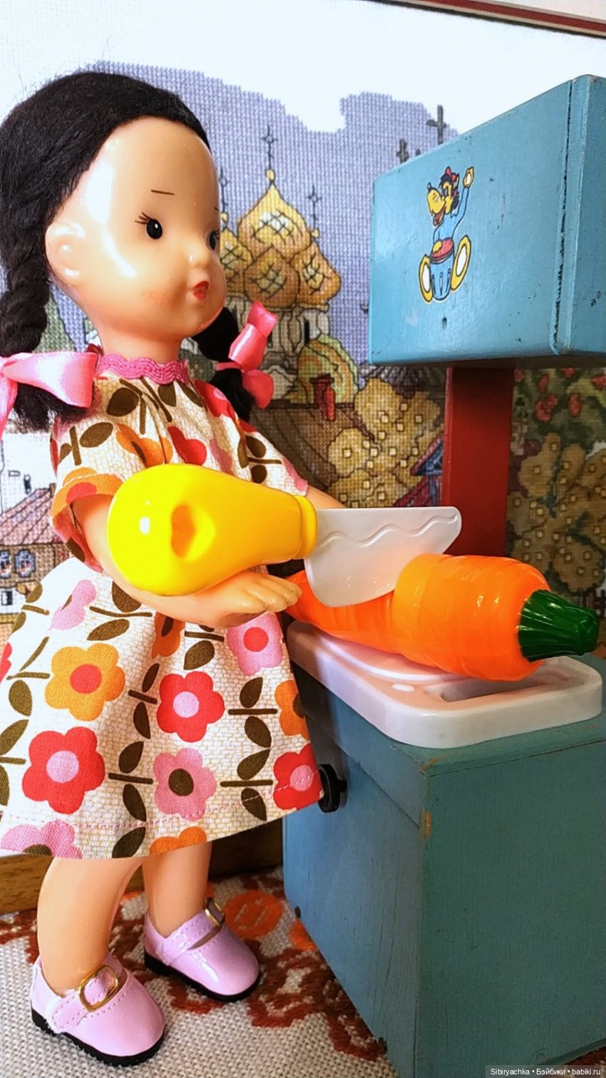 Юляшка готовит обед — Советские винтажные куклы (СССР): Ленигрушка (фото 6)