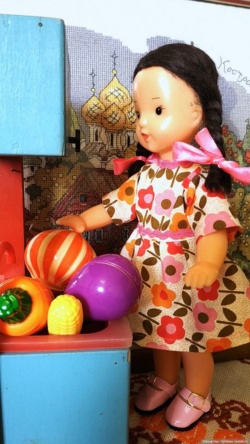 Юляшка готовит обед — Советские винтажные куклы (СССР): Ленигрушка (фото 5)