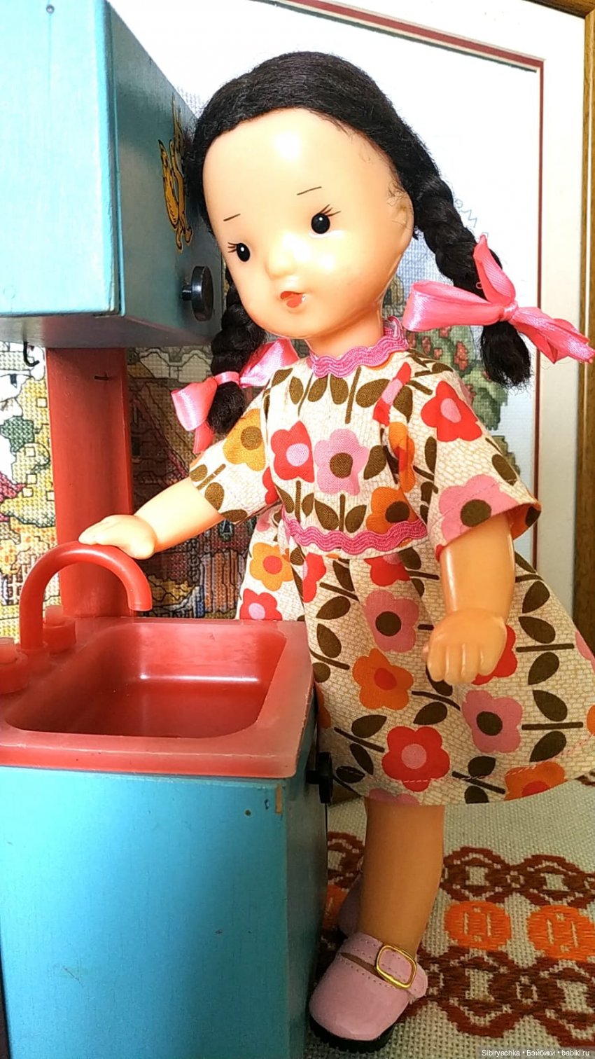 Юляшка готовит обед — Советские винтажные куклы (СССР): Ленигрушка (фото 4)