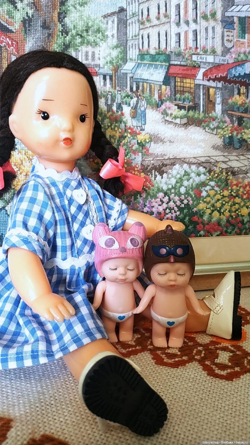 Юляшка получила посылку | Бэйбики Юляшка получила посылку — Советские винтажные куклы (СССР): Ленигрушка (фото 6)