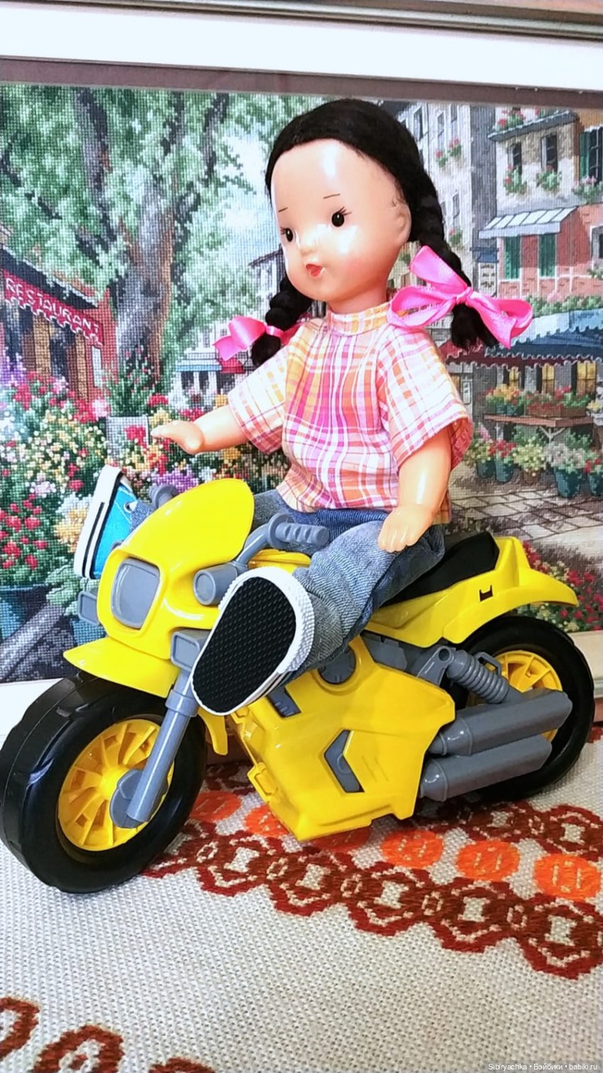 Юляшка и мотоцикл — Советские винтажные куклы (СССР): Ленигрушка