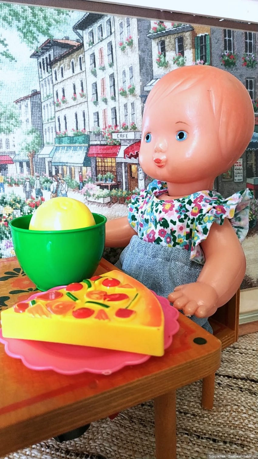 Маруся готовит завтрак — Советские винтажные куклы (СССР): Ленигрушка