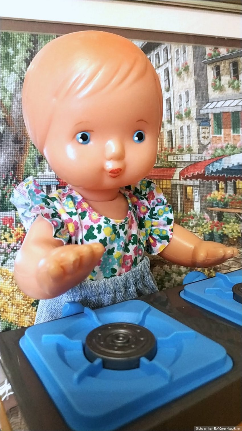 Маруся готовит завтрак — Советские винтажные куклы (СССР): Ленигрушка (фото 4)