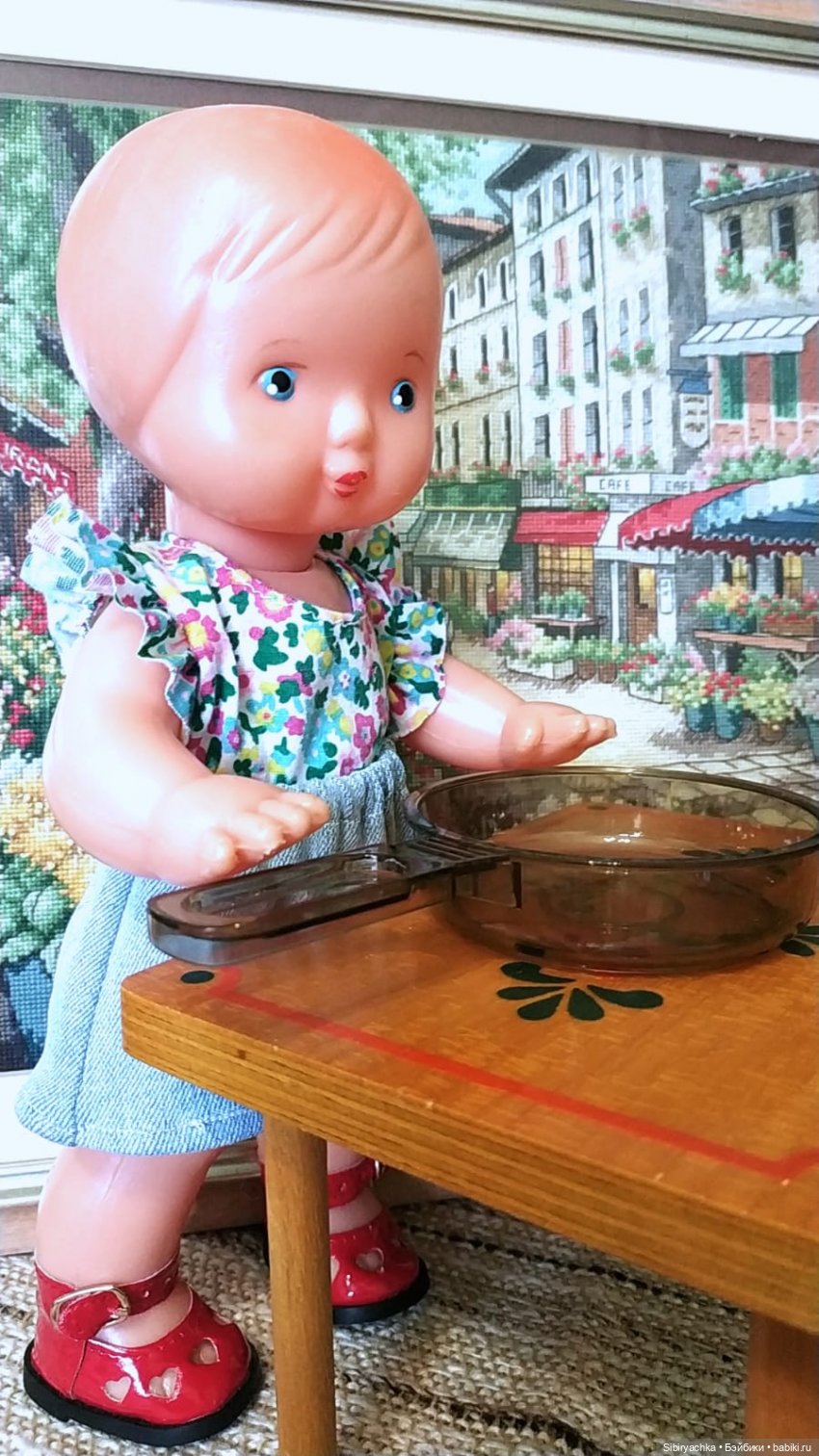Маруся готовит завтрак — Советские винтажные куклы (СССР): Ленигрушка (фото 5)