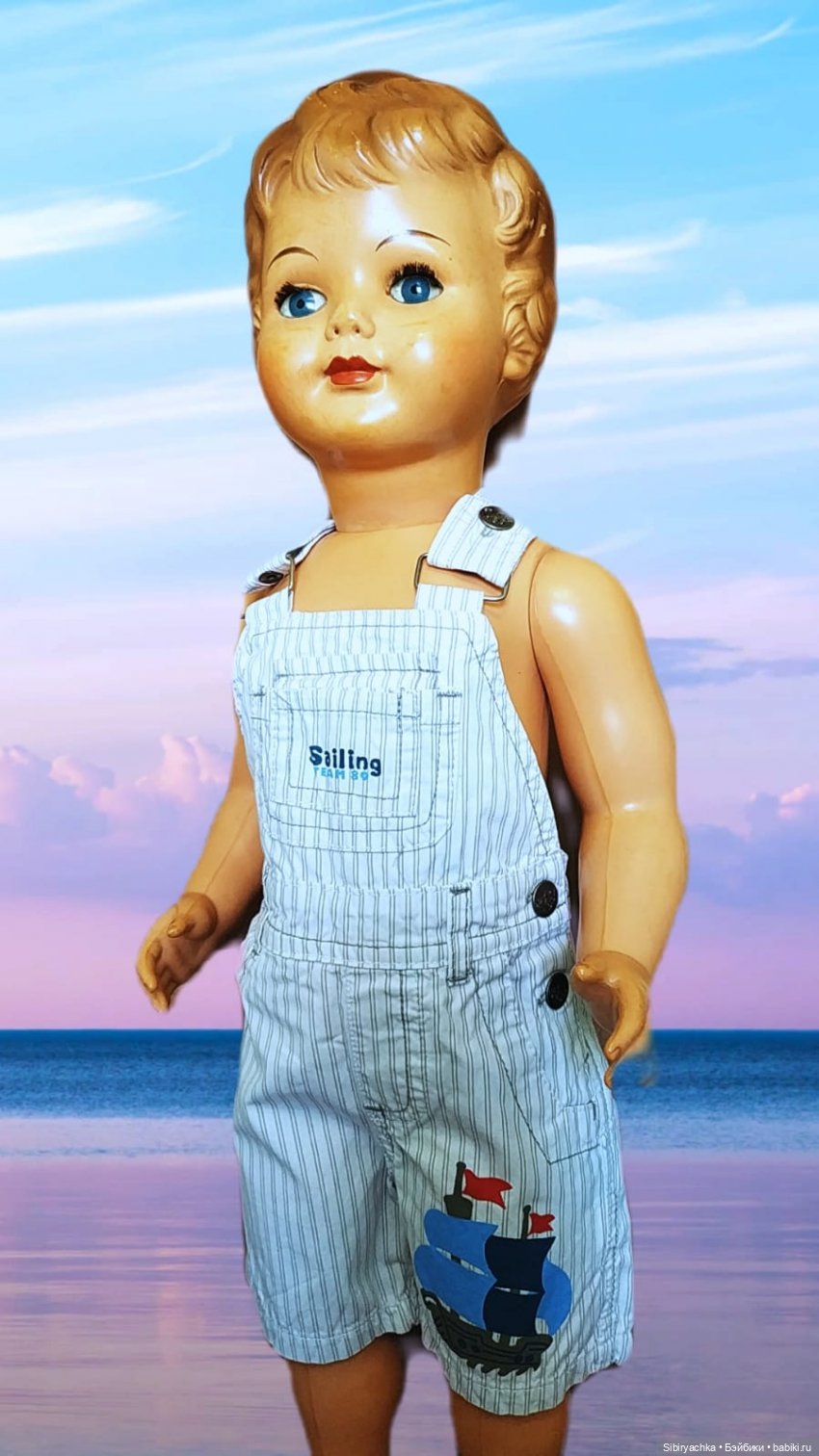 Мальчики тоже любят наряжаться