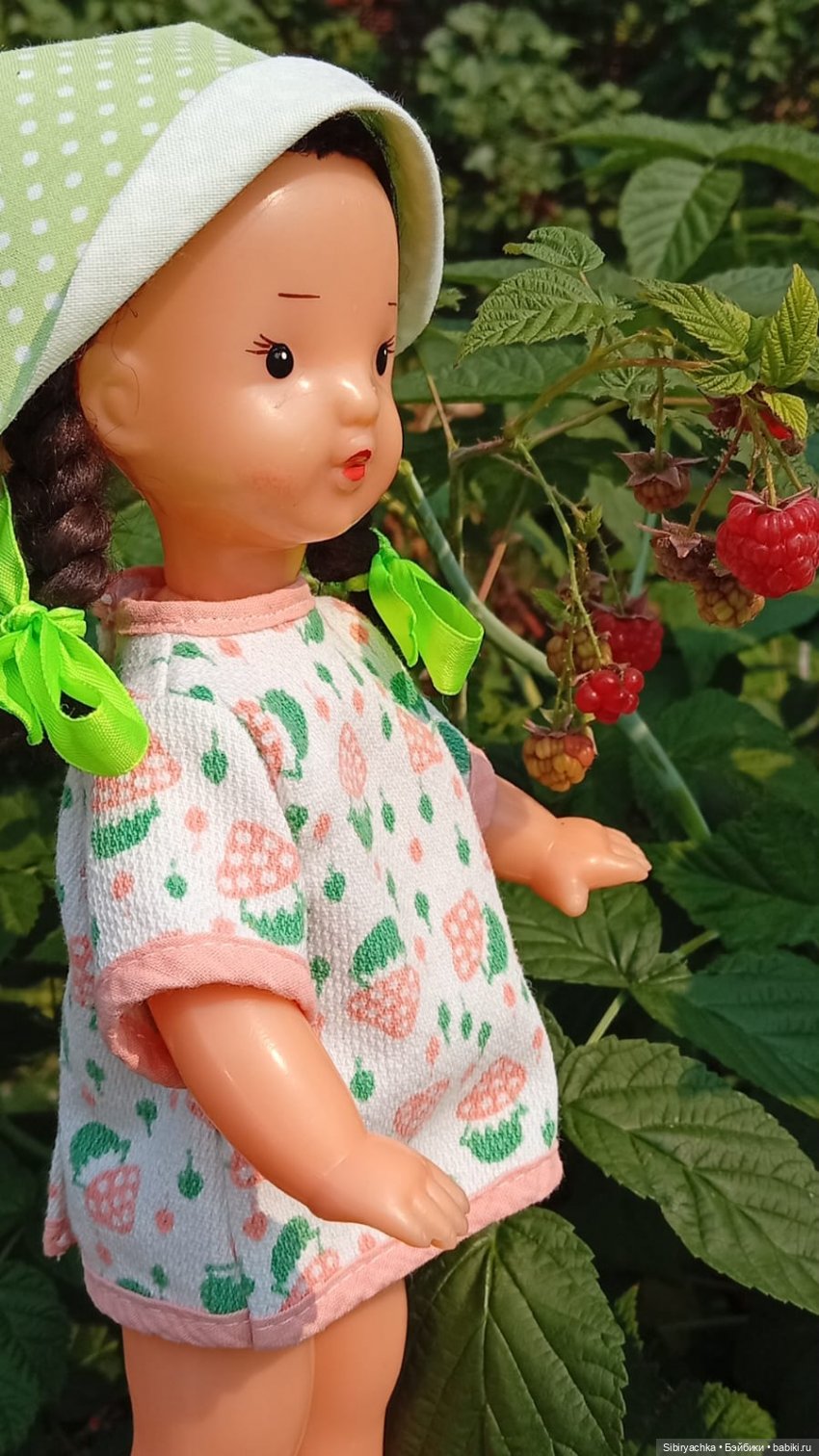Юляшка на прогулке — Советские винтажные куклы (СССР): Ленигрушка